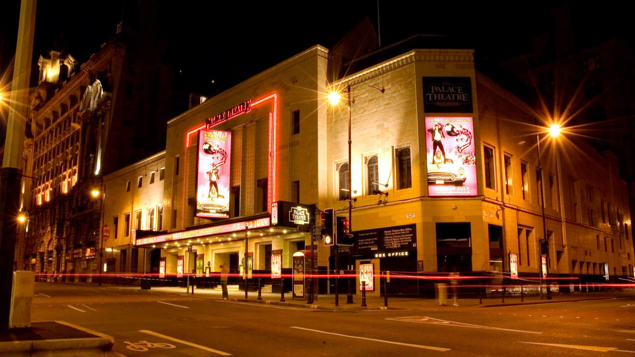 palace theatre tour manchester